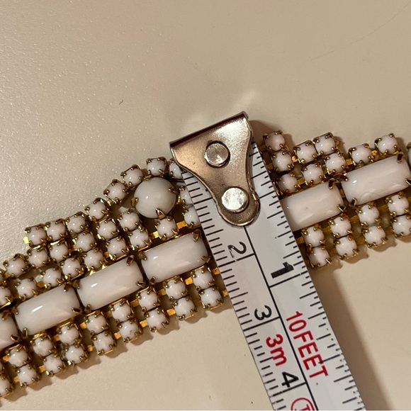 Antique 1940's Retro Art Deco White Milk Glass Emerald Cut Choker Necklace - Picture 13 of 17